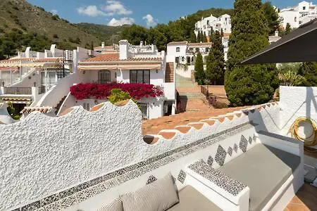 Hermosa Casa Con Terraza E Increibles Vistas Al Mar Y La Montana Nerja Holiday home