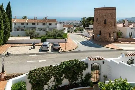 Hermosa Casa Con Terraza E Increibles Vistas Al Mar Y La Montana Nerja Spain
